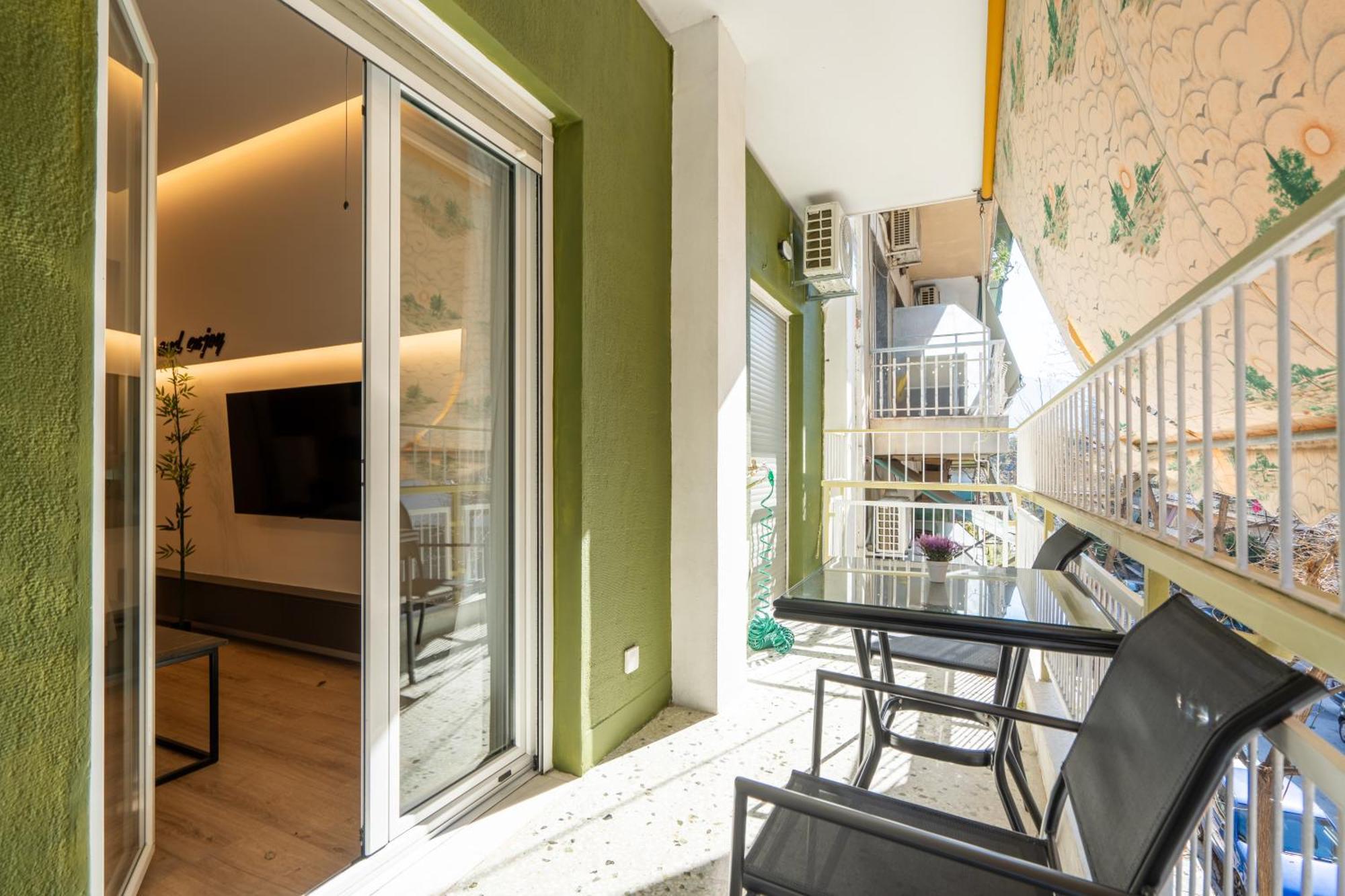 Exclusive And Deluxe Apartment In Athens City Bagian luar foto